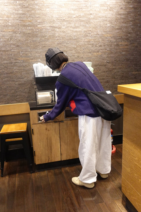 リバースデザインロゴニット